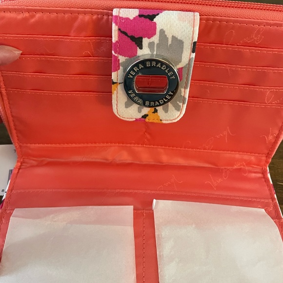 Vera Bradley wallet - Picture 6 of 7